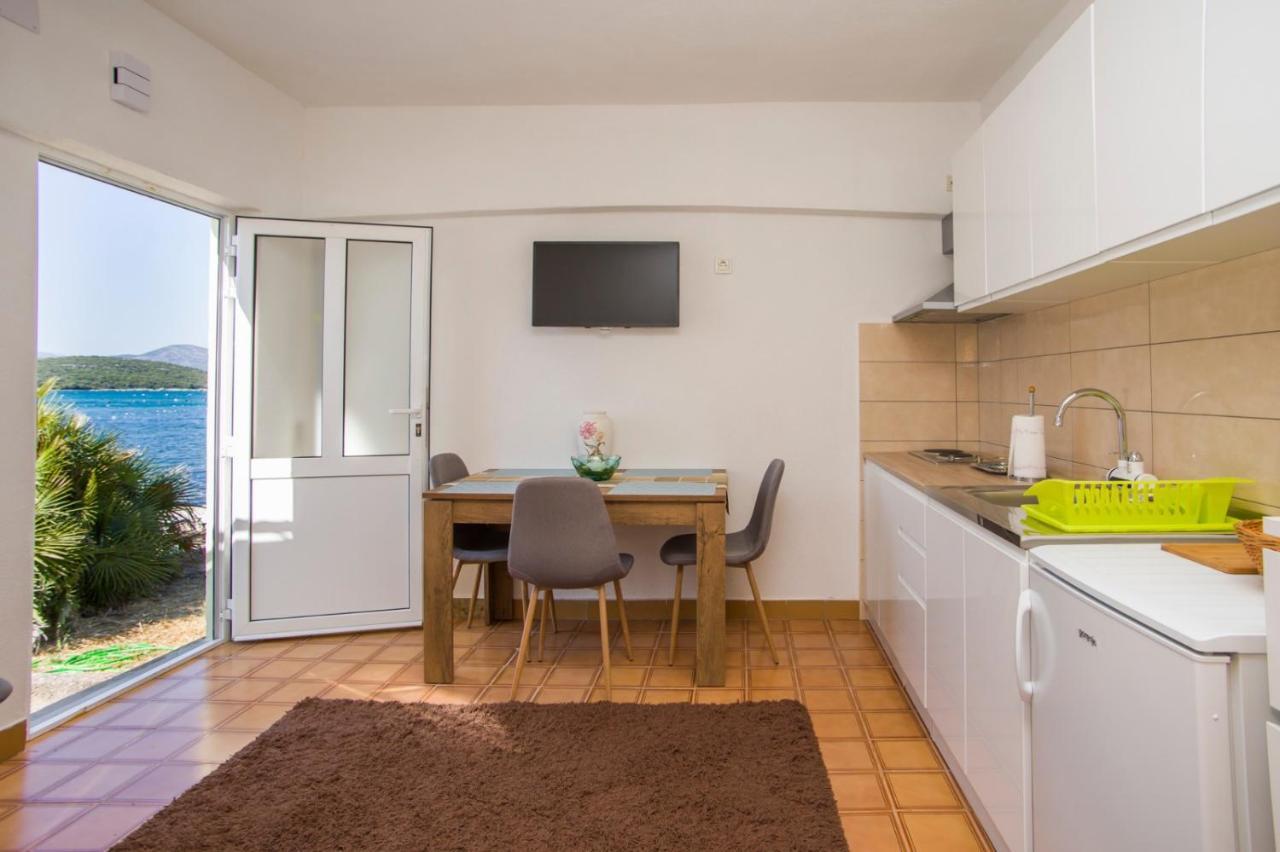 Apartment Pascal Janjina Eksteriør bilde